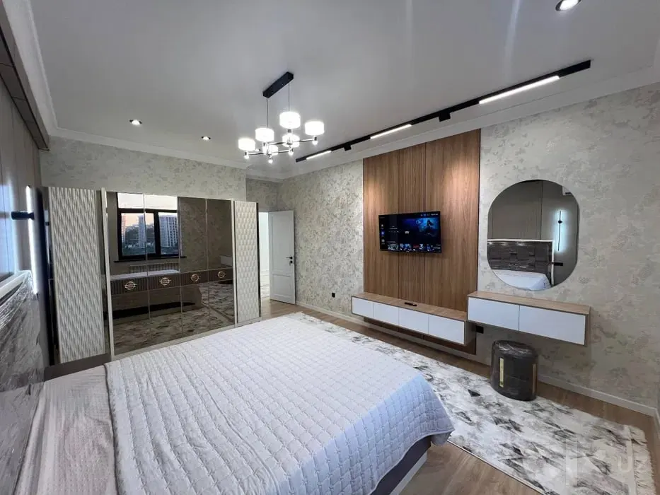Sotiladi 4 xonali kvartira, 121 m², 9/14 qavat — Yakkasaroy tumani