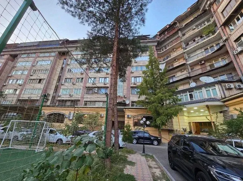 Sotiladi 6 xonali kvartira, 350 m², 6/8 qavat — Mirobod tumani