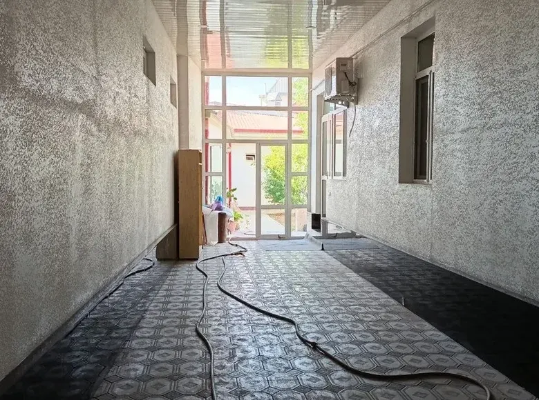 Ijaraga beriladi 5 xonali hovli uy, 4 sotix — Mirobod tumani