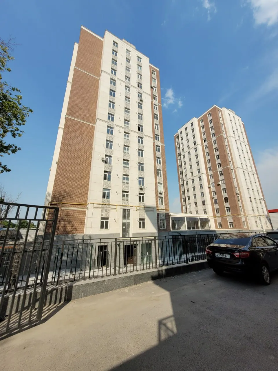 Продаётся 2-комнатная квартира, 45 м², 3/15 этаж — Яшнабадский район
