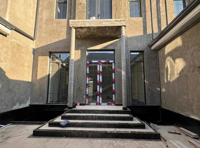 Продаётся 6-комнатный дом, 2 сот., 250 м² — Сергелийский район
