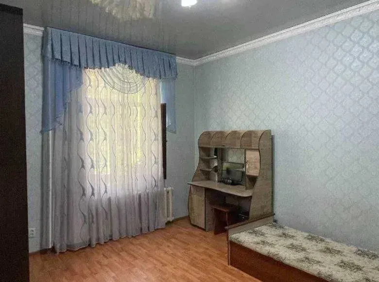 Сотилади 3 хонали квартира, 64 м², 3/3 қават — Миробод тумани