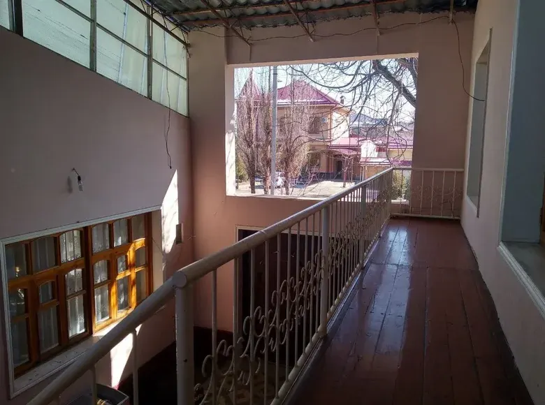 Ижарага берилади 5 хонали ҳовли уй, 2 сотих, 200 м² — Юнусобод тумани