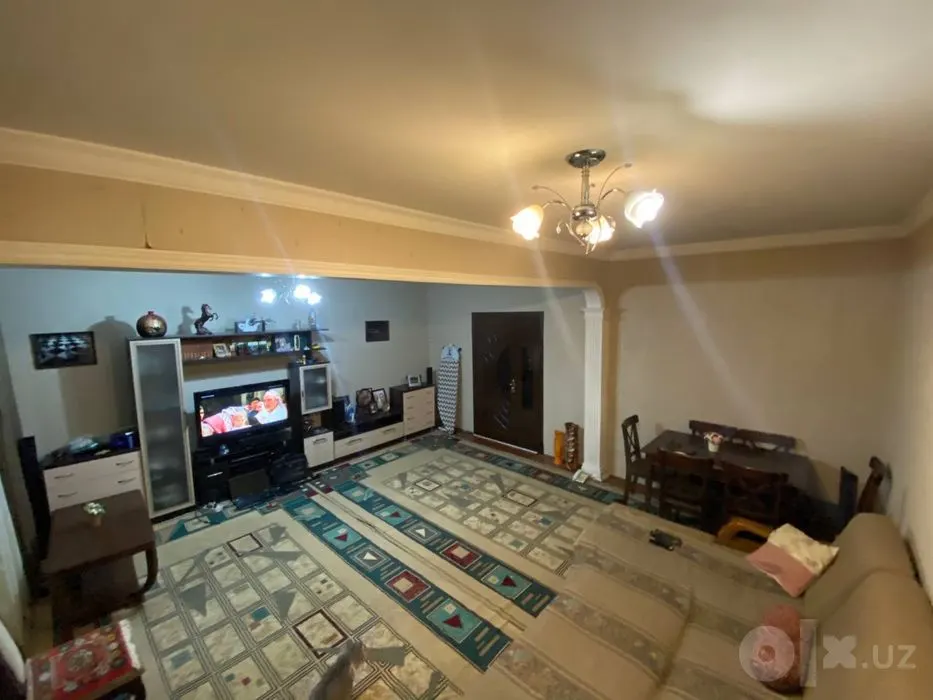Продаётся 4-комнатная квартира, 90 м², 4/5 этаж — Юнусабадский район