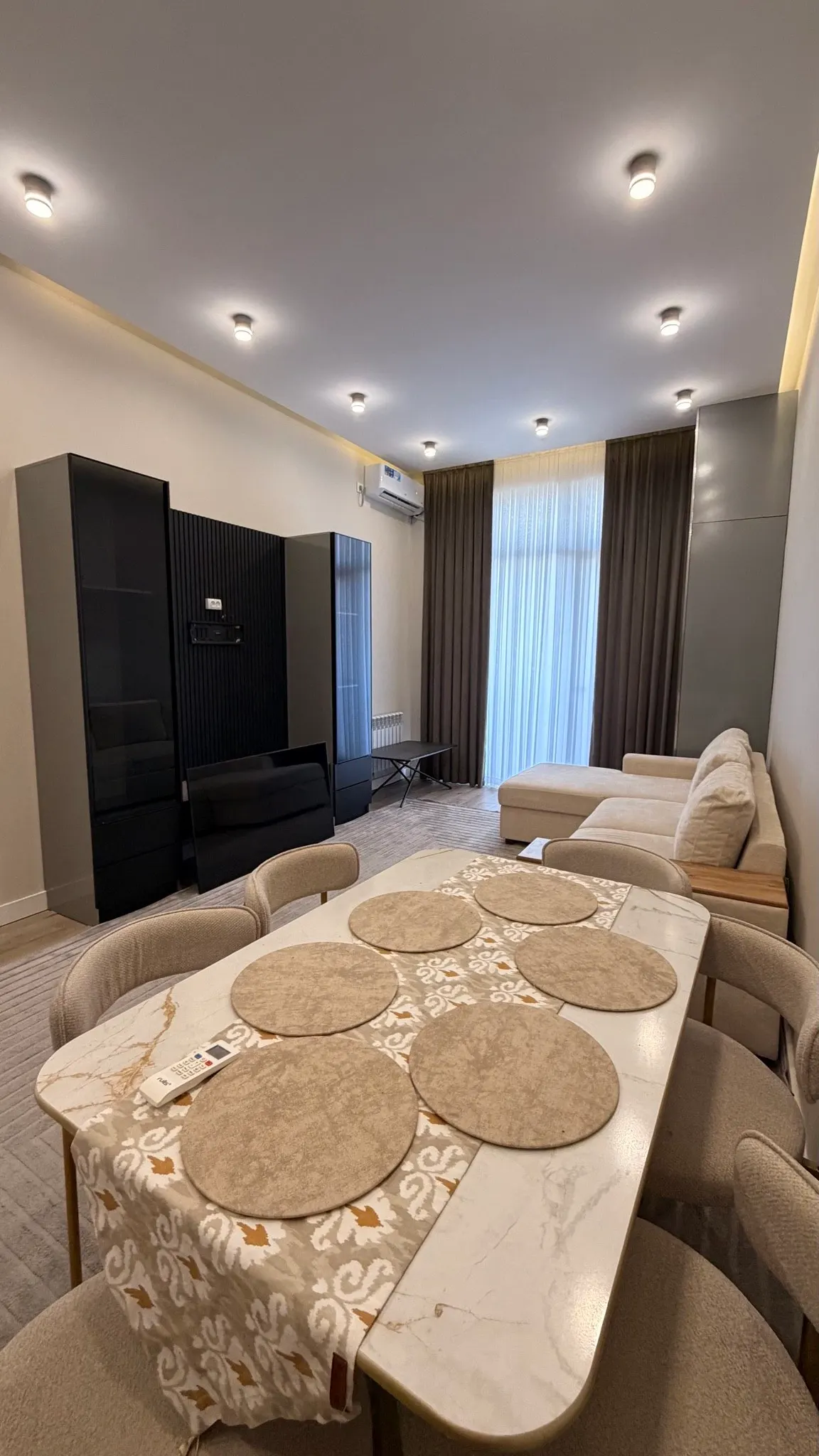 Продаётся 2-комнатная квартира, 52 м², 9/12 этаж — Алмазарский район