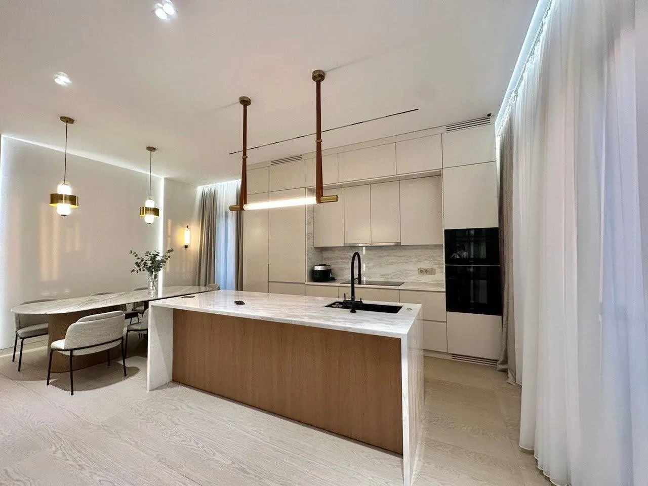 Ижарага берилади 3 хонали квартира, 116 м², 6/12 қават — Миробод тумани