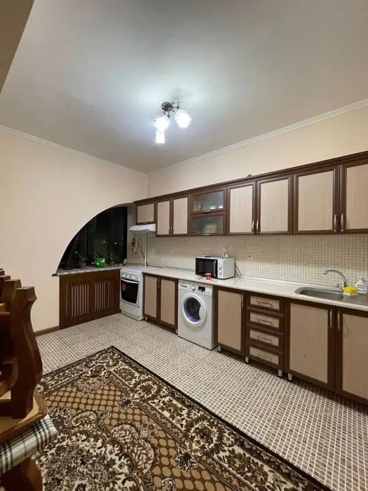 Ижарага берилади 4 хонали квартира, 150 м², 6/6 қават — Шайхонтоҳур тумани
