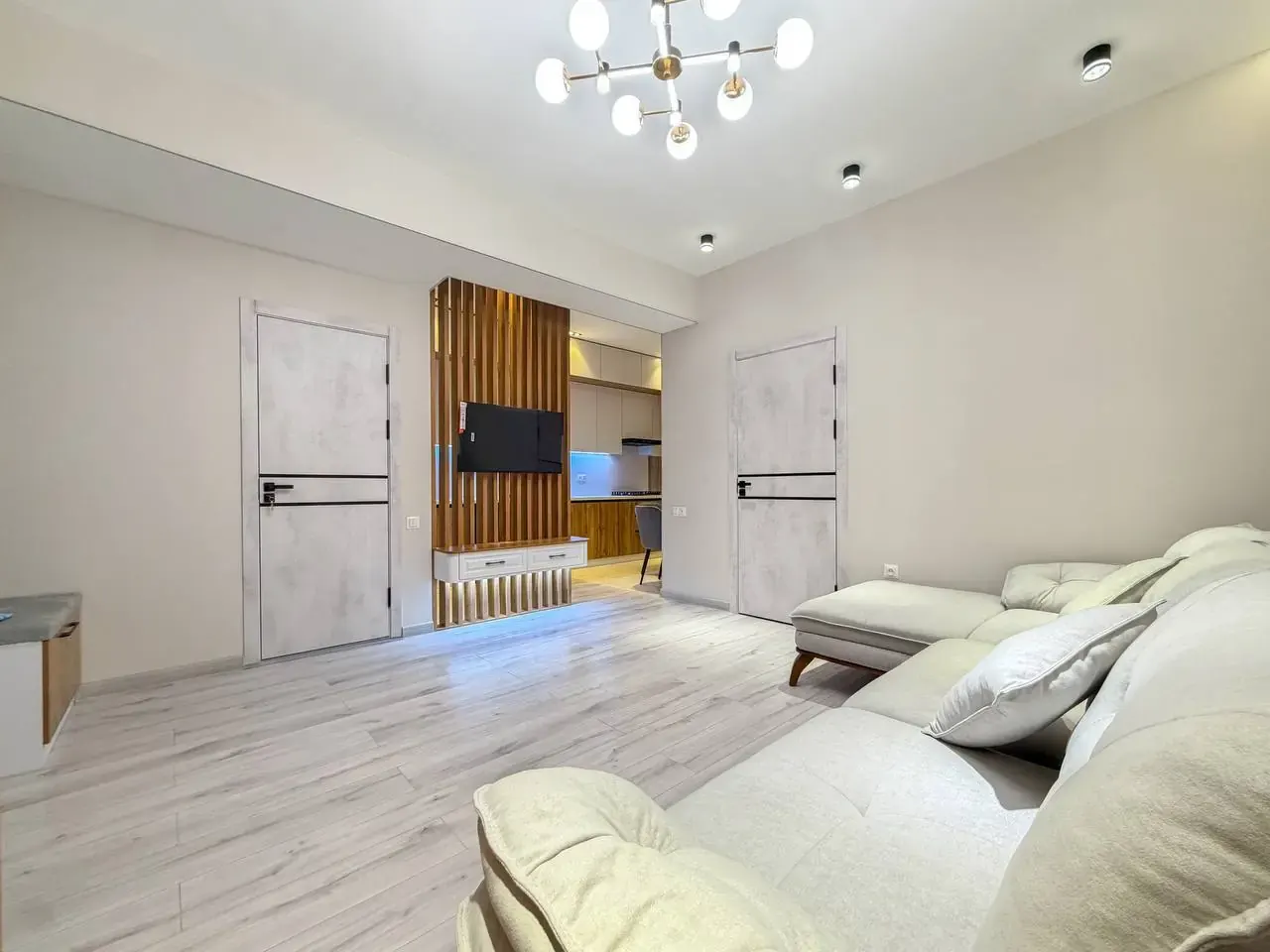 Продаётся 2-комнатная квартира, 48 м², 4/10 этаж — Яшнабадский район