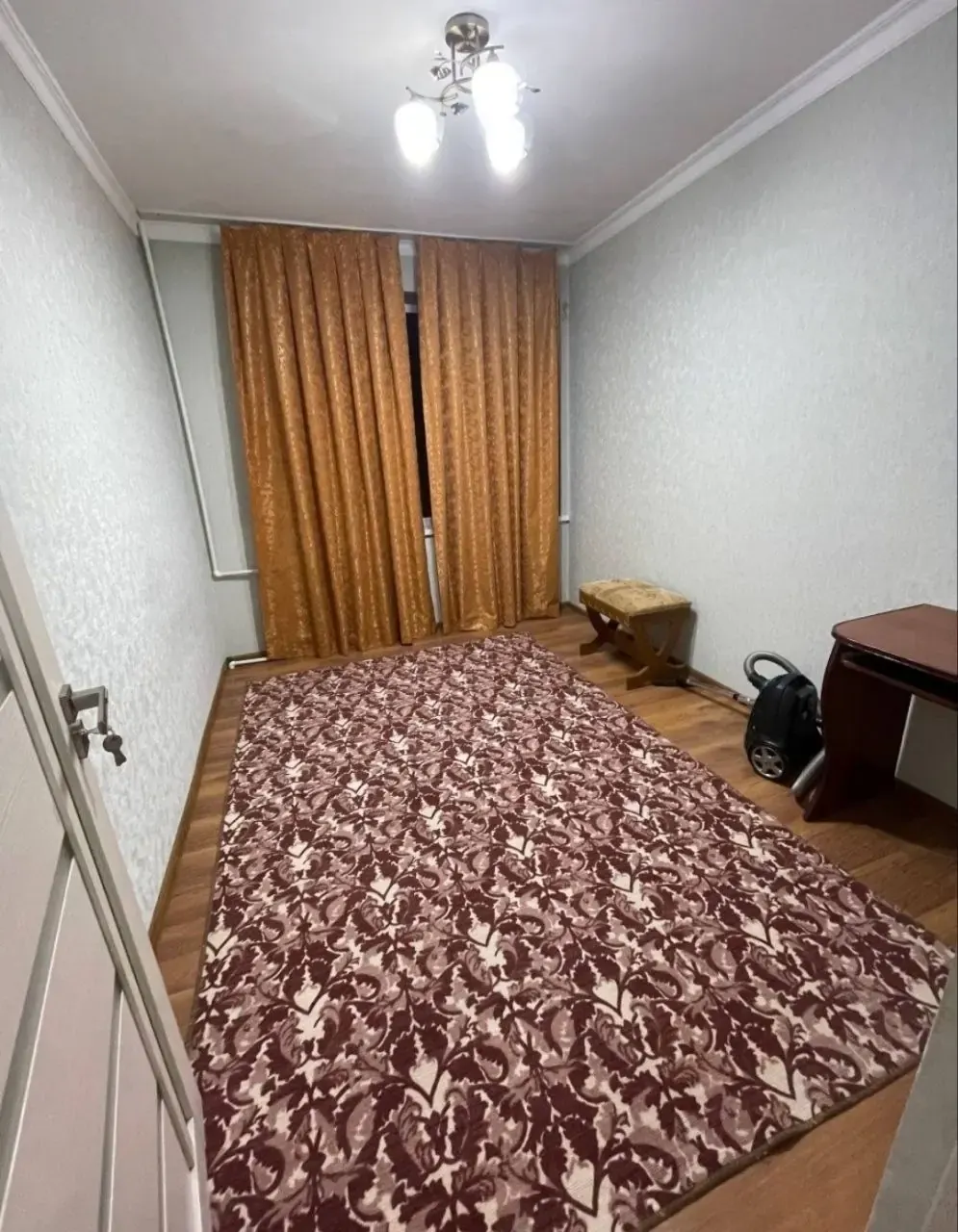 Сдаётся 3-комнатная квартира, 70 м², 1/4 этаж — Алмазарский район