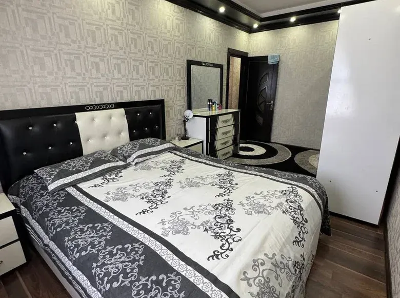 Sotiladi 2 xonali kvartira, 74 m², 4/4 qavat — Davlatobod tumani