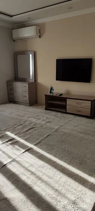 Сдаётся 1-комнатная квартира, 42 м², 2/9 этаж — Яшнабадский район