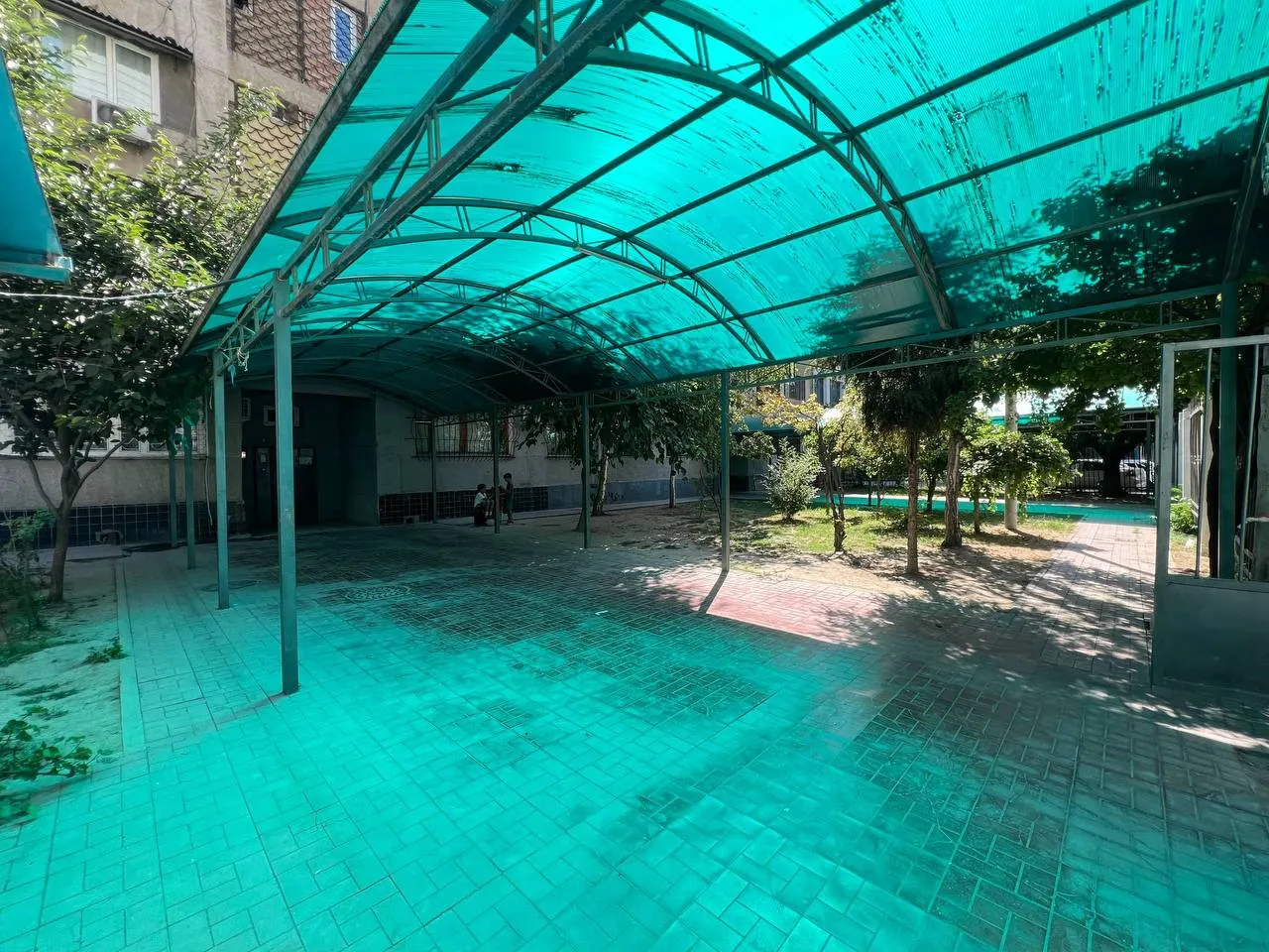 Sotiladi 4 xonali kvartira, 110 m², 2/5 qavat — Yunusobod tumani