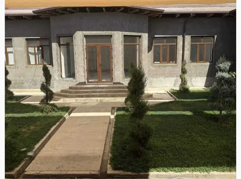 Продаётся 8-комнатный дом, 10 сот., 400 м² — Юнусабадский район