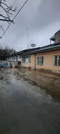 Сотилади 6 хонали ҳовли уй, 10 сотих, 1 қаватли — Мирзо Улуғбек тумани