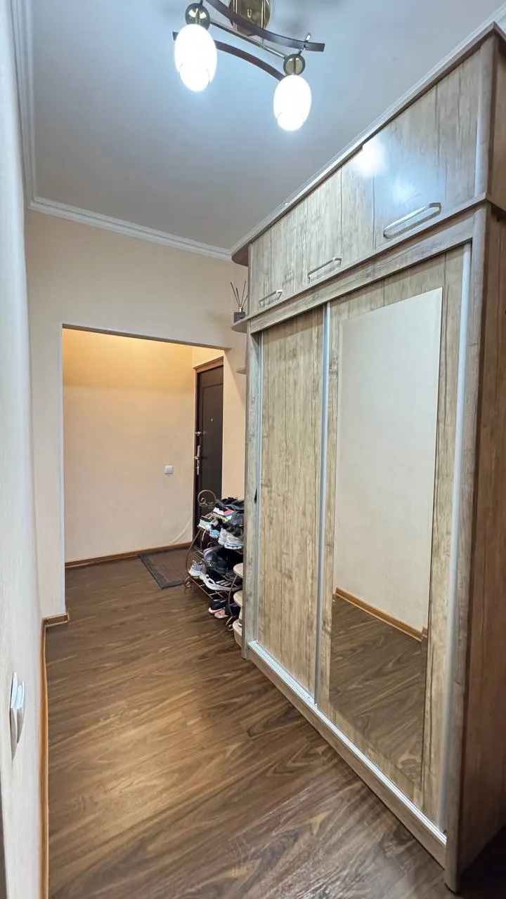 Сотилади 2 хонали квартира, 49 м², 1/5 қават — Яккасарой тумани