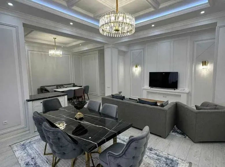 Сдаётся 2-комнатная квартира, 85 м², 5/9 этаж — Яккасарайский район