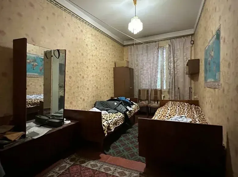 Продаётся 2-комнатная квартира, 50 м², 1/4 этаж — Учтепинский район