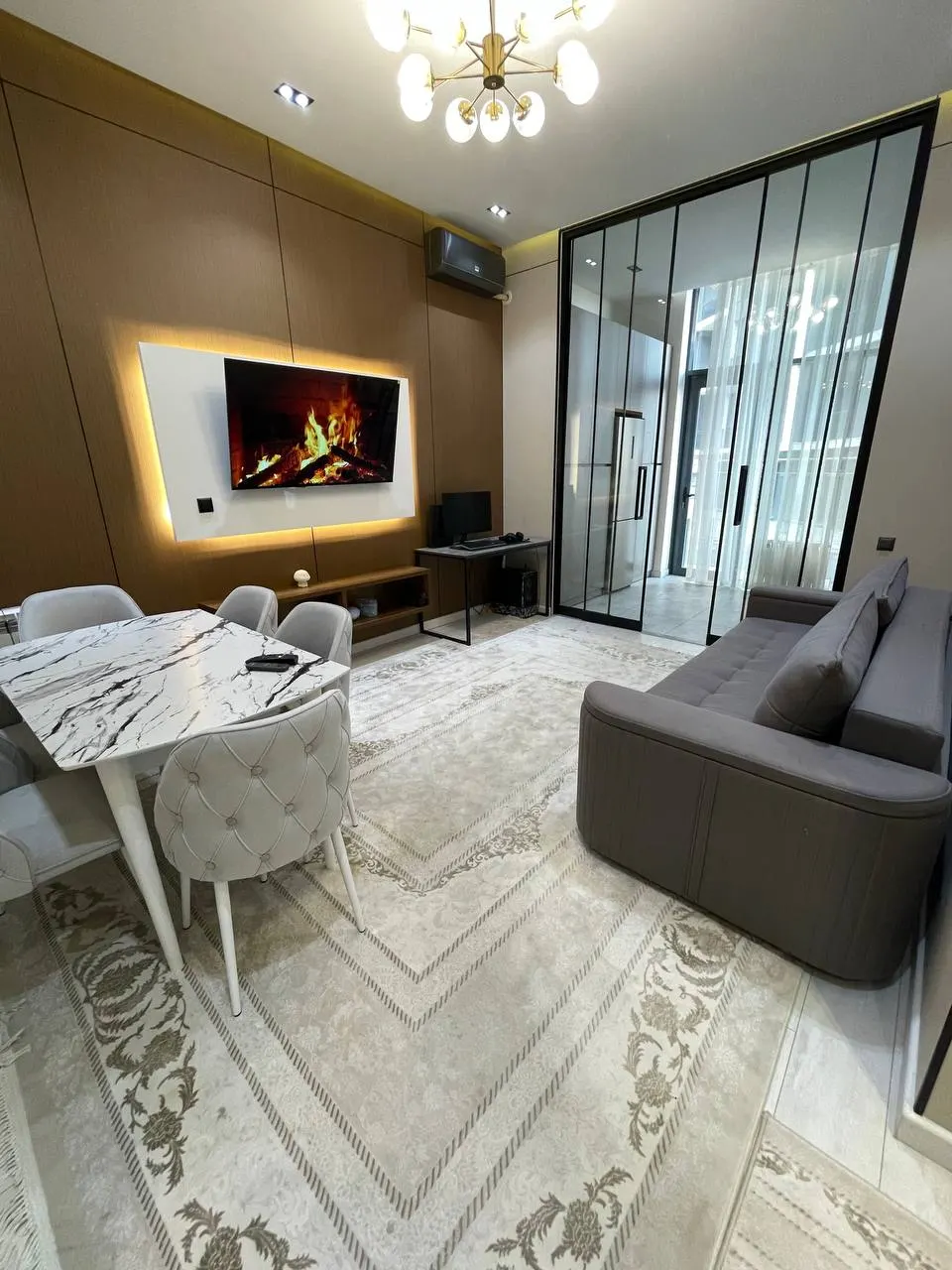 Сотилади 3 хонали квартира, 80 м², 2/7 қават — Мирзо Улуғбек тумани