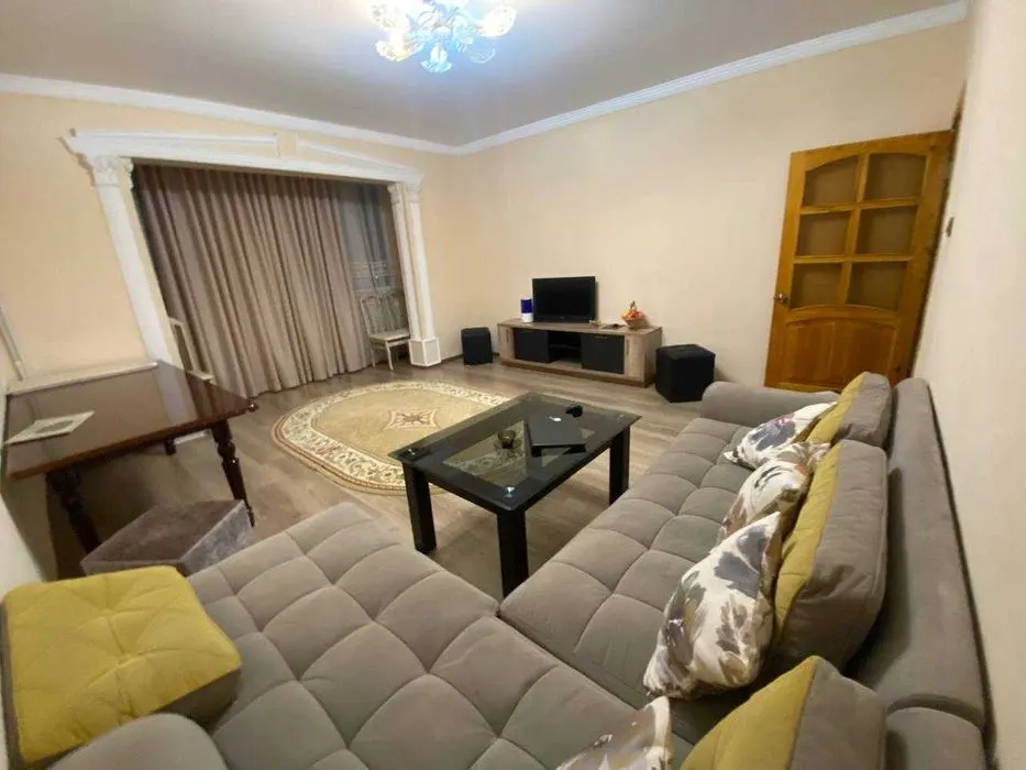 Ijaraga beriladi 4 xonali kvartira, 100 m², 7/9 qavat — Mirobod tumani