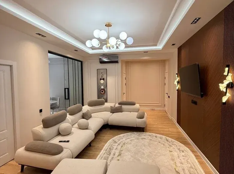 Сдаётся 3-комнатная квартира, 90 м², 7/10 этаж — Яккасарайский район