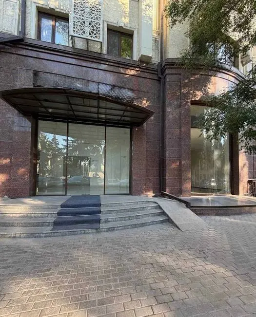 Продаётся коммерческое помещение, 157 м², 1/1 этаж — Мирабадский район