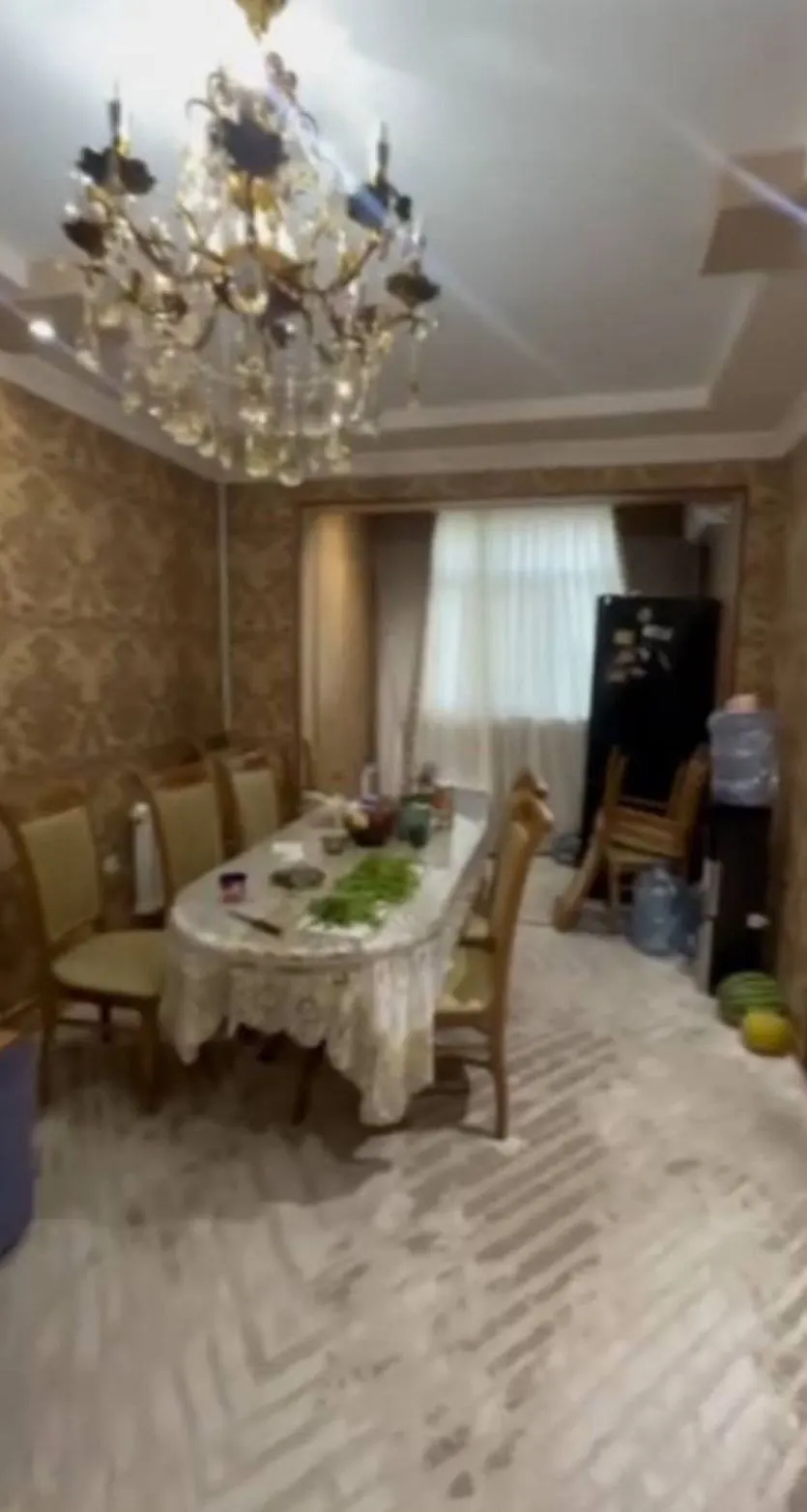 Продаётся 4-комнатная квартира, 80 м², 3/4 этаж — Учтепинский район