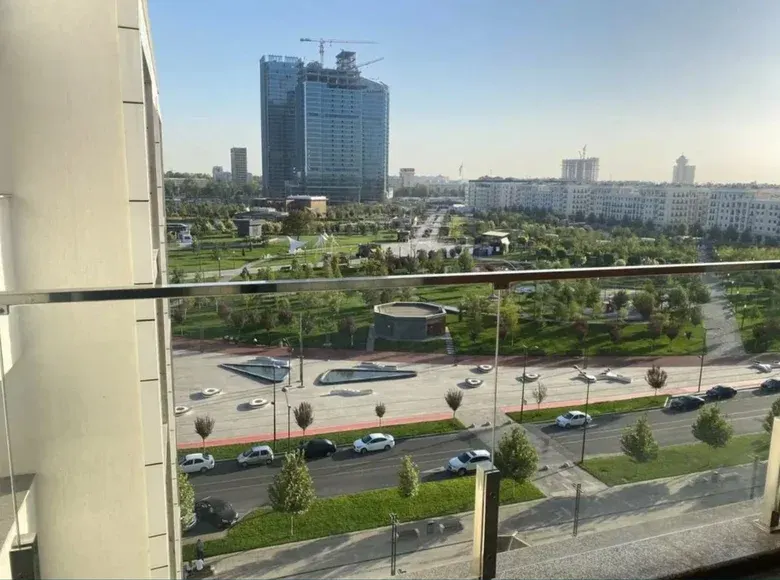 Сдаётся 3-комнатная квартира, 110 м², 8/8 этаж — Шайхантахурский район