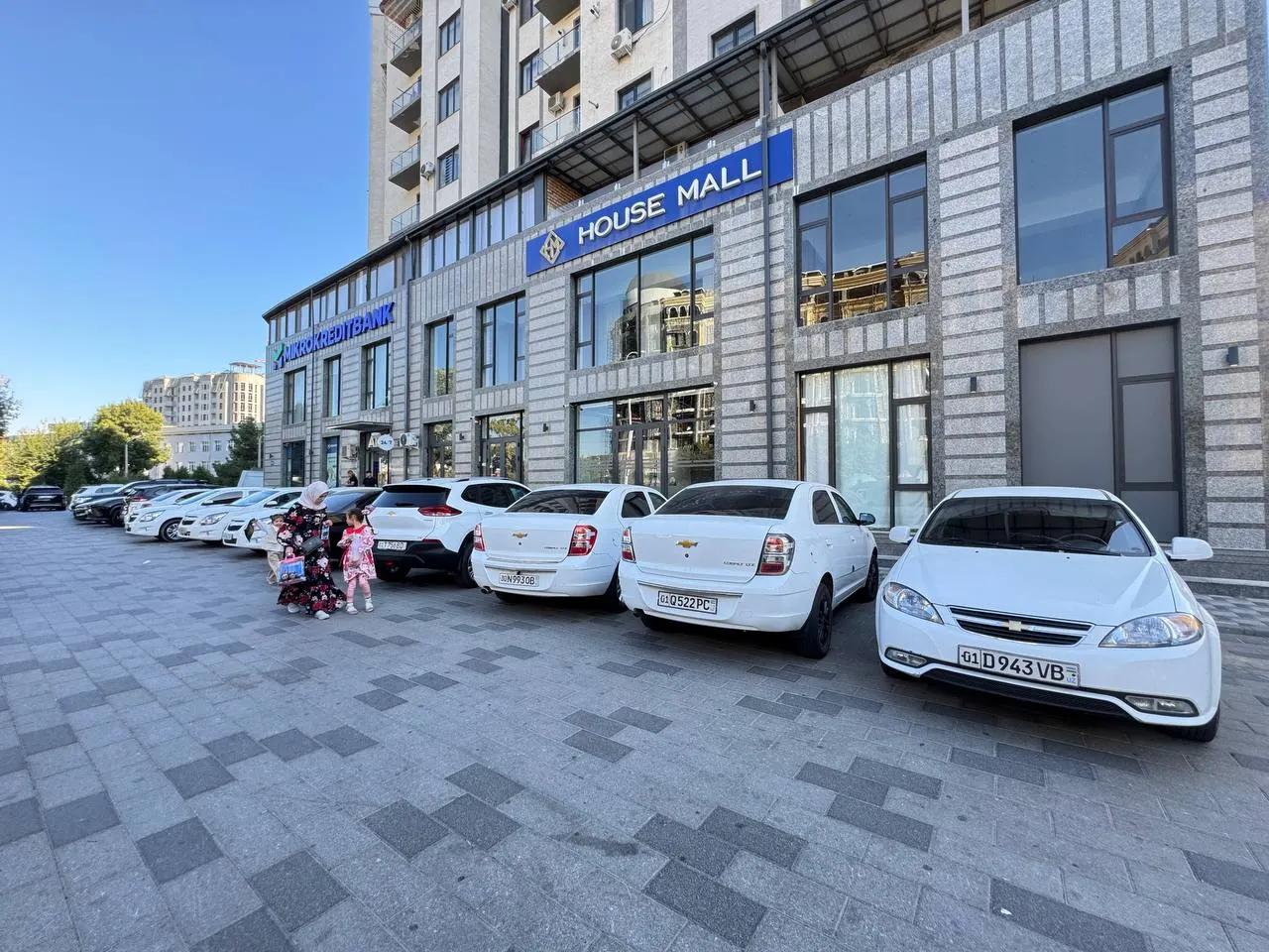 Ижарага берилади тижорат биноси, 330 м² — Юнусобод тумани