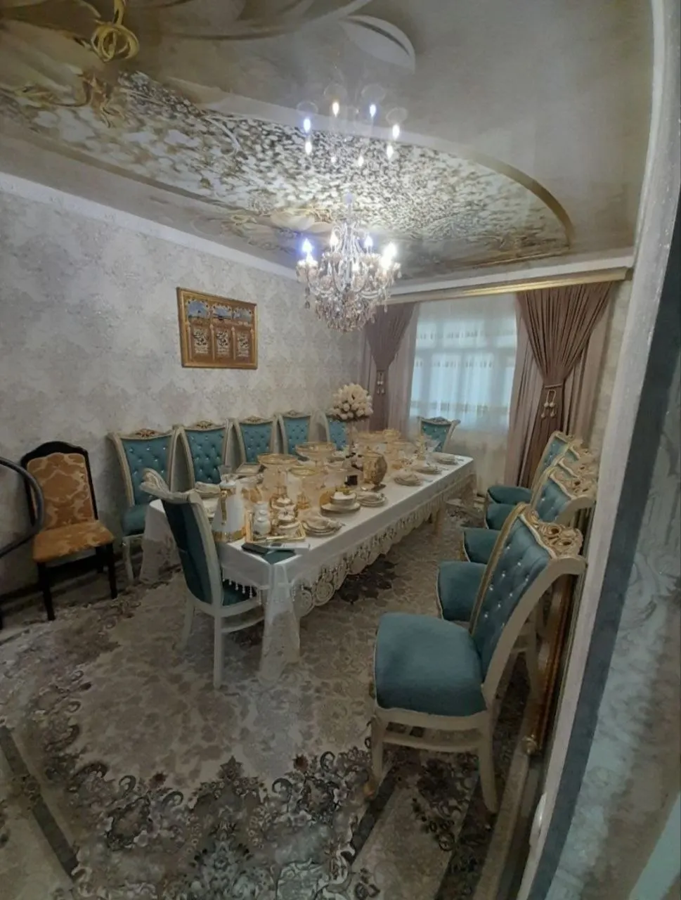 Sotiladi 3 xonali kvartira, 82 m², 4/4 qavat — Mirzo Ulugʻbek tumani