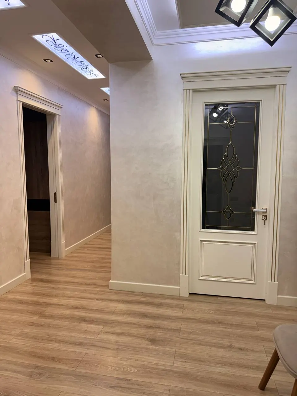 Сотилади 4 хонали квартира, 130 м², 3/5 қават — Миробод тумани