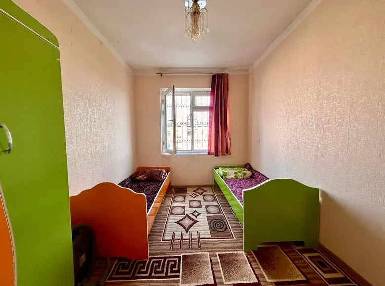 Sotiladi 3 xonali kvartira, 76 m², 5/5 qavat — Fargʻona shahri