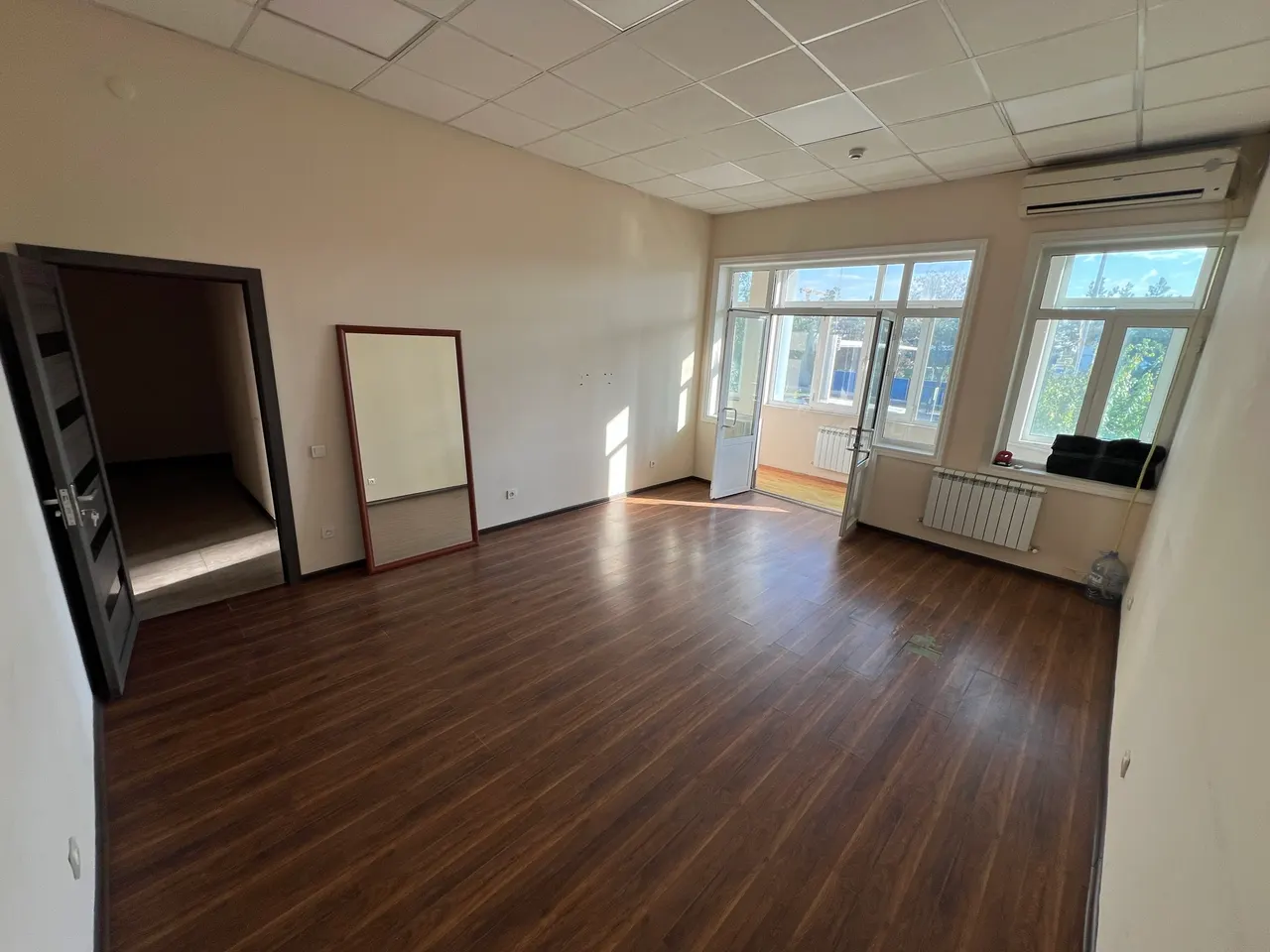 Сдаётся коммерческое помещение, 300 м² — Яккасарайский район