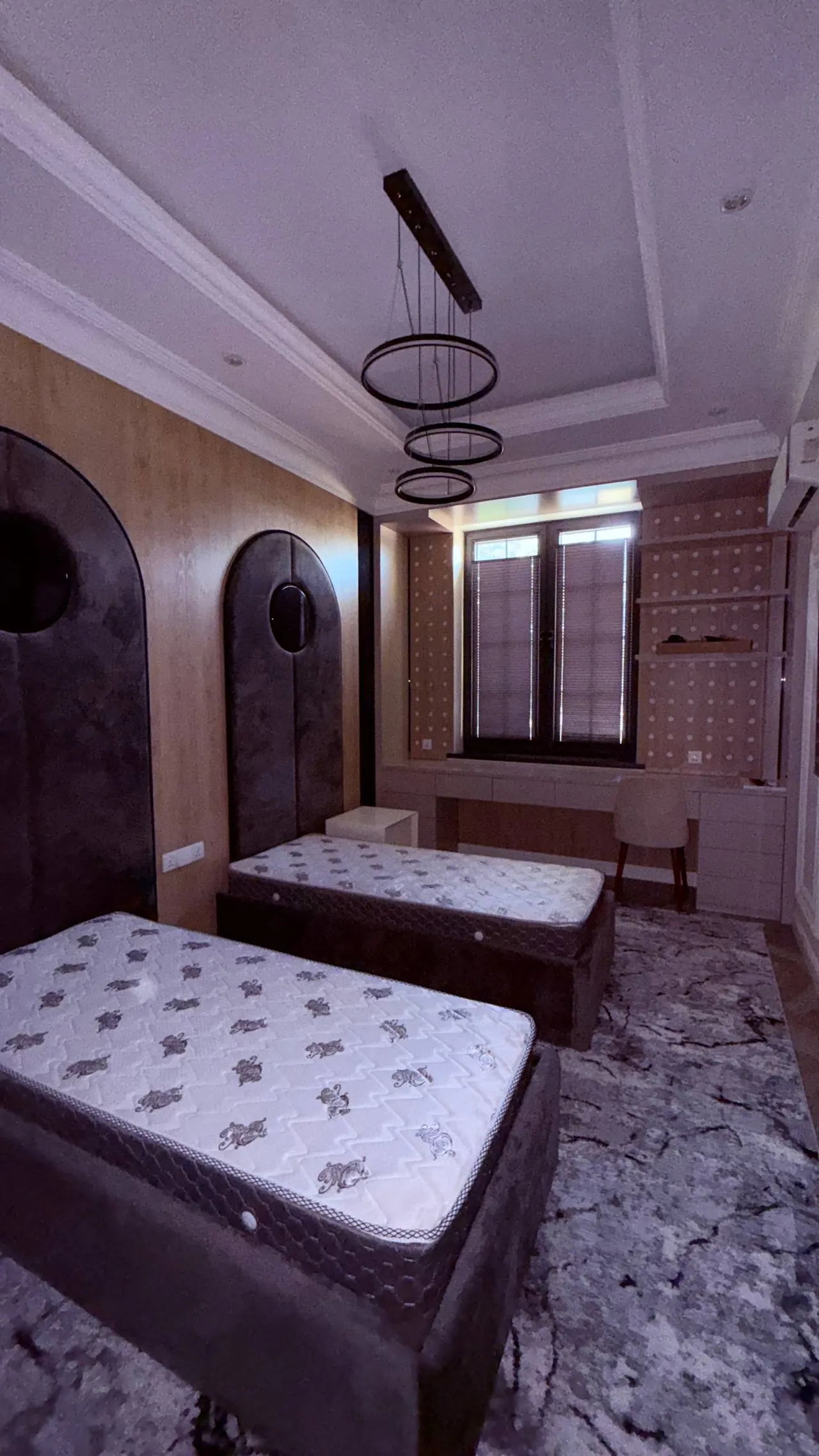 Ijaraga beriladi 6 xonali kvartira, 200 m², 3/8 qavat — Mirzo Ulugʻbek tumani