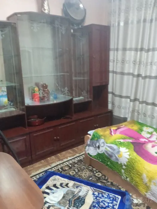 Ижарага берилади 8 хонали квартира, 8 м², 1/1 қават — Яшнобод тумани
