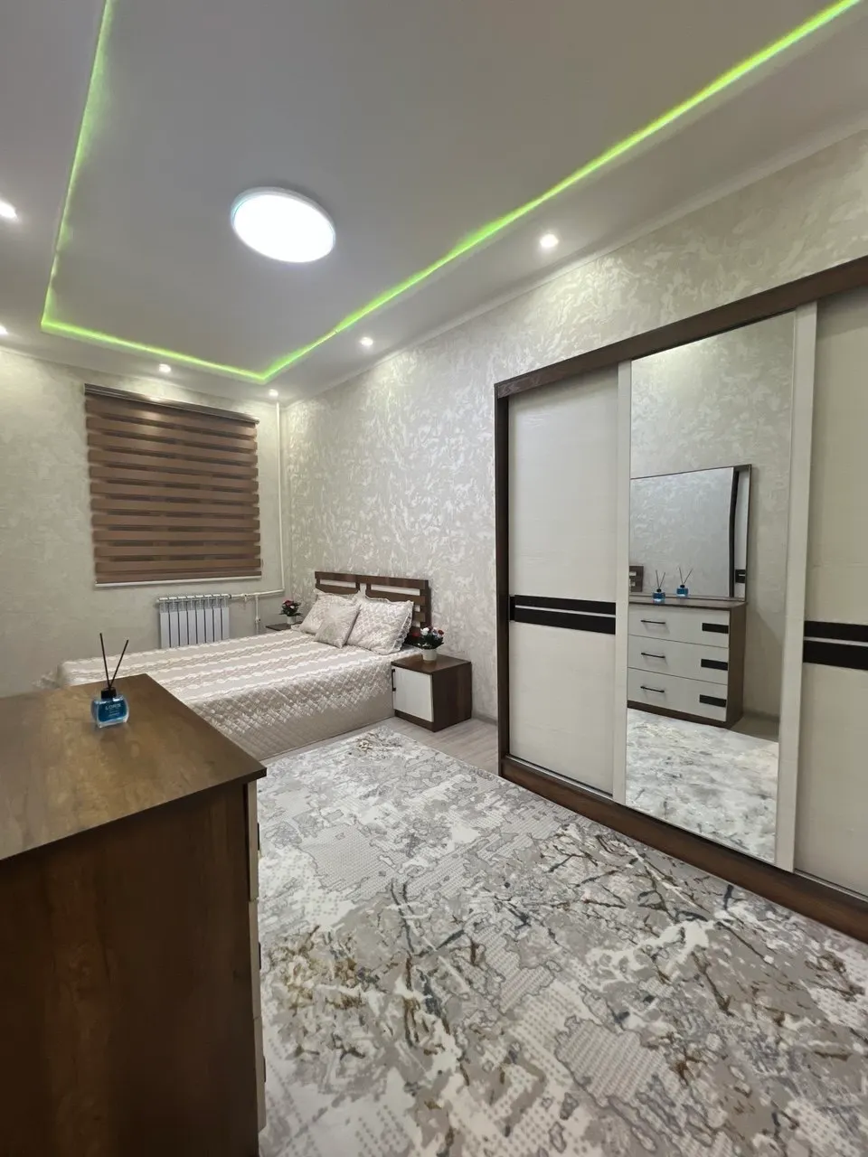 Продаётся 2-комнатная квартира, 47 м², 3/4 этаж — Чиланзарский район