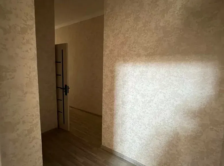 Sotiladi 2 xonali kvartira, 66 m², 2/5 qavat — Fargʻona shahri