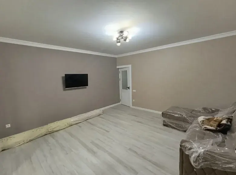 Ижарага берилади 3 хонали квартира, 71 м², 4/9 қават — Конимех тумани
