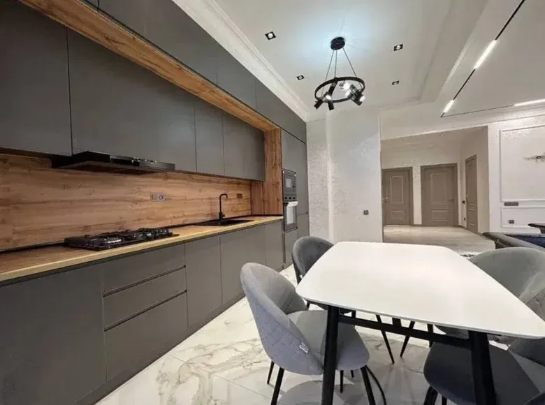 Ijaraga beriladi 3 xonali kvartira, 92 m², 7/10 qavat — Mirobod tumani