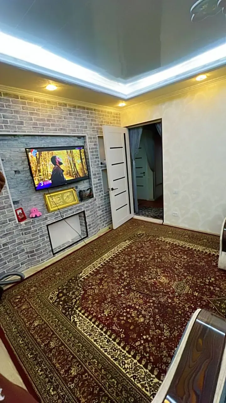 Сдаётся 3-комнатная квартира, 57 м², 1/2 этаж — Янгихаётский район