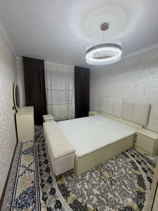 Продаётся 3-комнатная квартира, 70 м², 1/5 этаж — Бухара