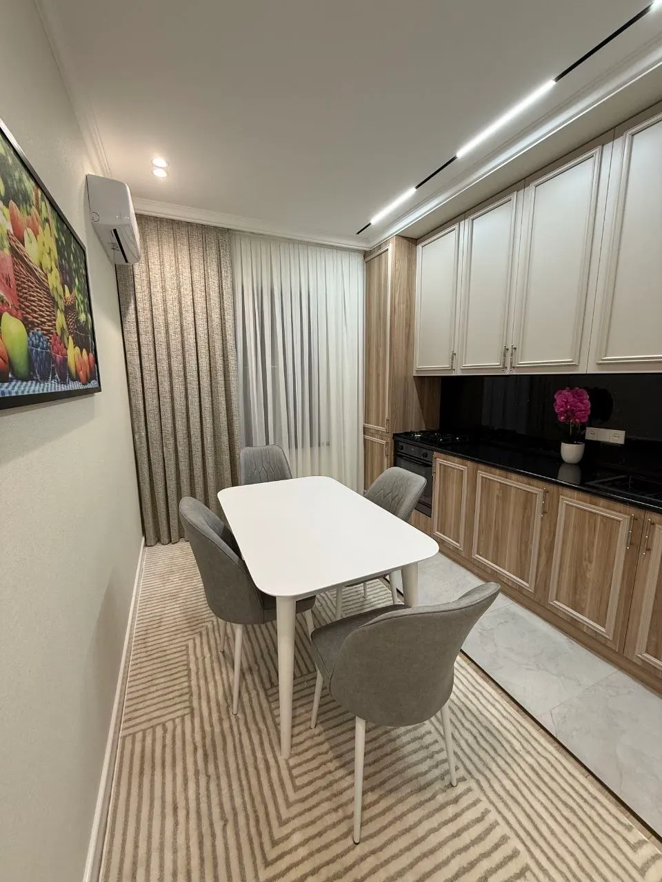 Sotiladi 2 xonali kvartira, 44 m², 10/10 qavat — Mirzo Ulugʻbek tumani