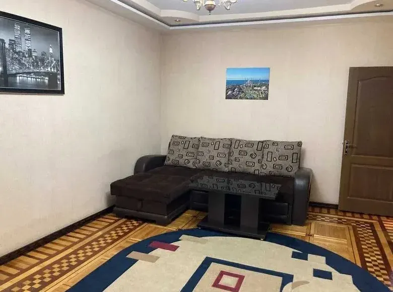 Ijaraga beriladi 3 xonali kvartira, 80 m², 7/9 qavat — Yakkasaroy tumani