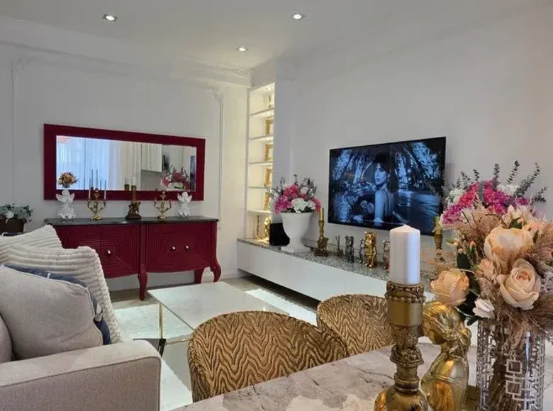 Сотилади 3 хонали квартира, 90 м², 7/8 қават — Яккасарой тумани