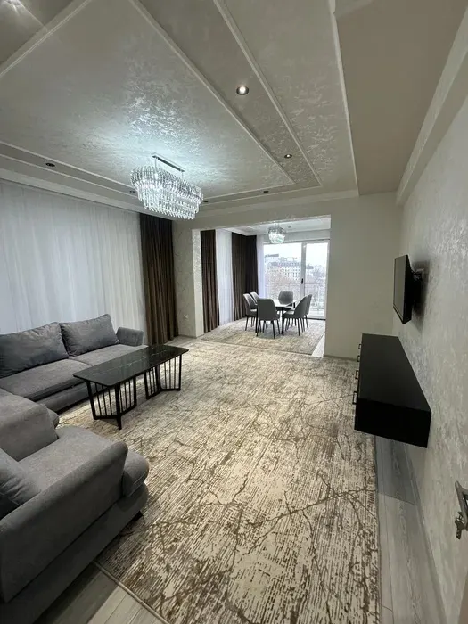 Ijaraga beriladi 3 xonali kvartira, 82 m², 7/14 qavat — Yakkasaroy tumani