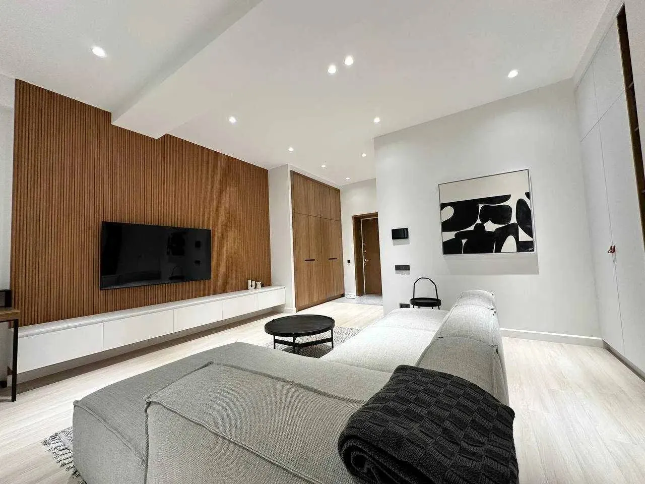 Ijaraga beriladi 3 xonali kvartira, 105 m², 7/12 qavat — Mirobod tumani