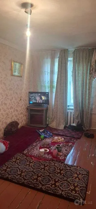 Сдаётся 4-комнатная квартира, 100 м², 5/5 этаж — Чиланзарский район
