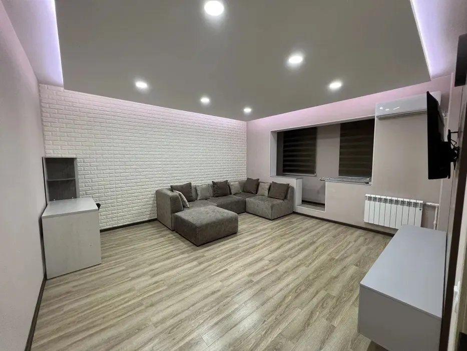 Сдаётся 2-комнатная квартира, 60 м², 8/9 этаж — Мирзо-Улугбекский район