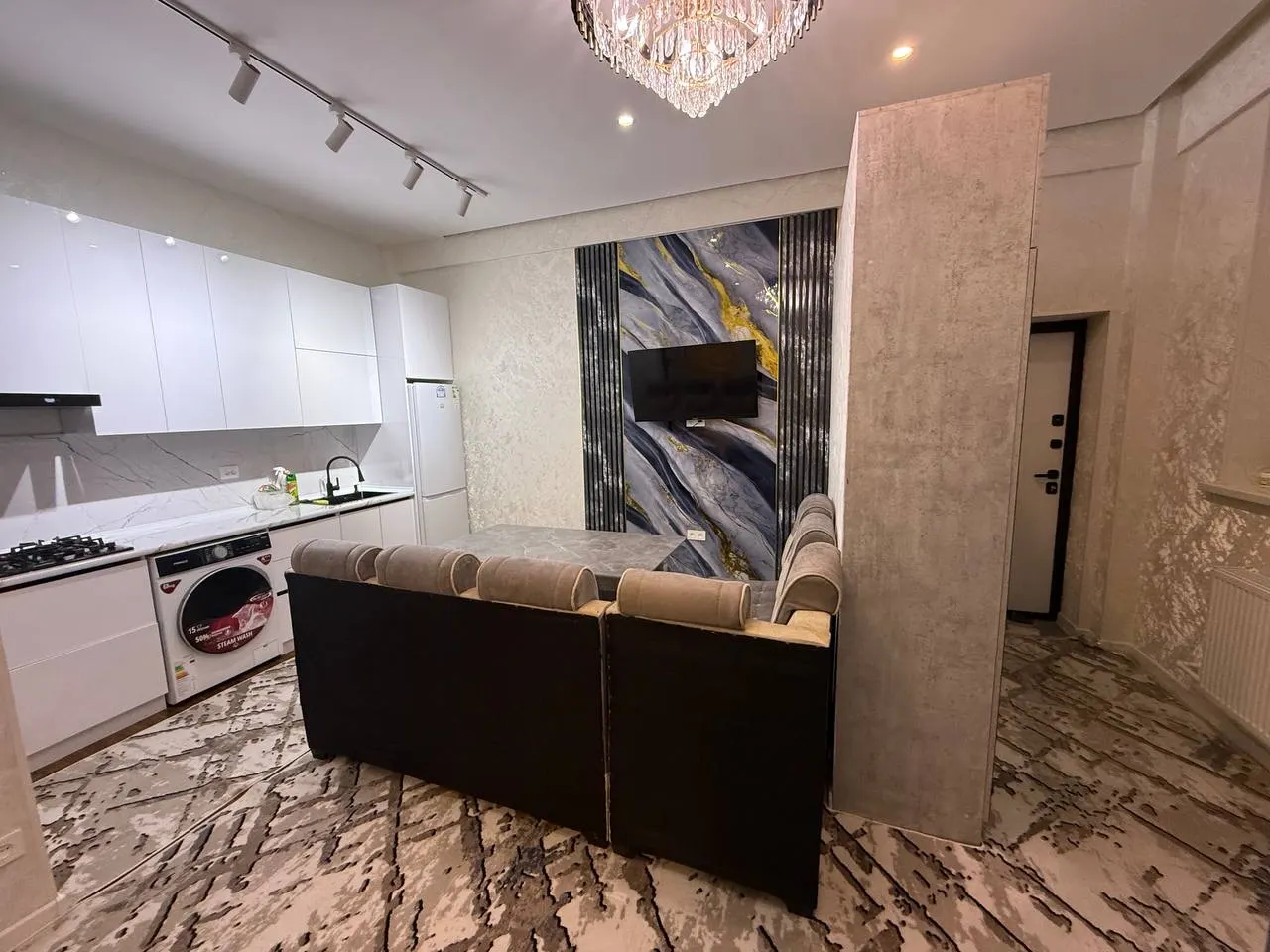 Сдаётся 2-комнатная квартира, 60 м², 1/11 этаж — Юнусабадский район