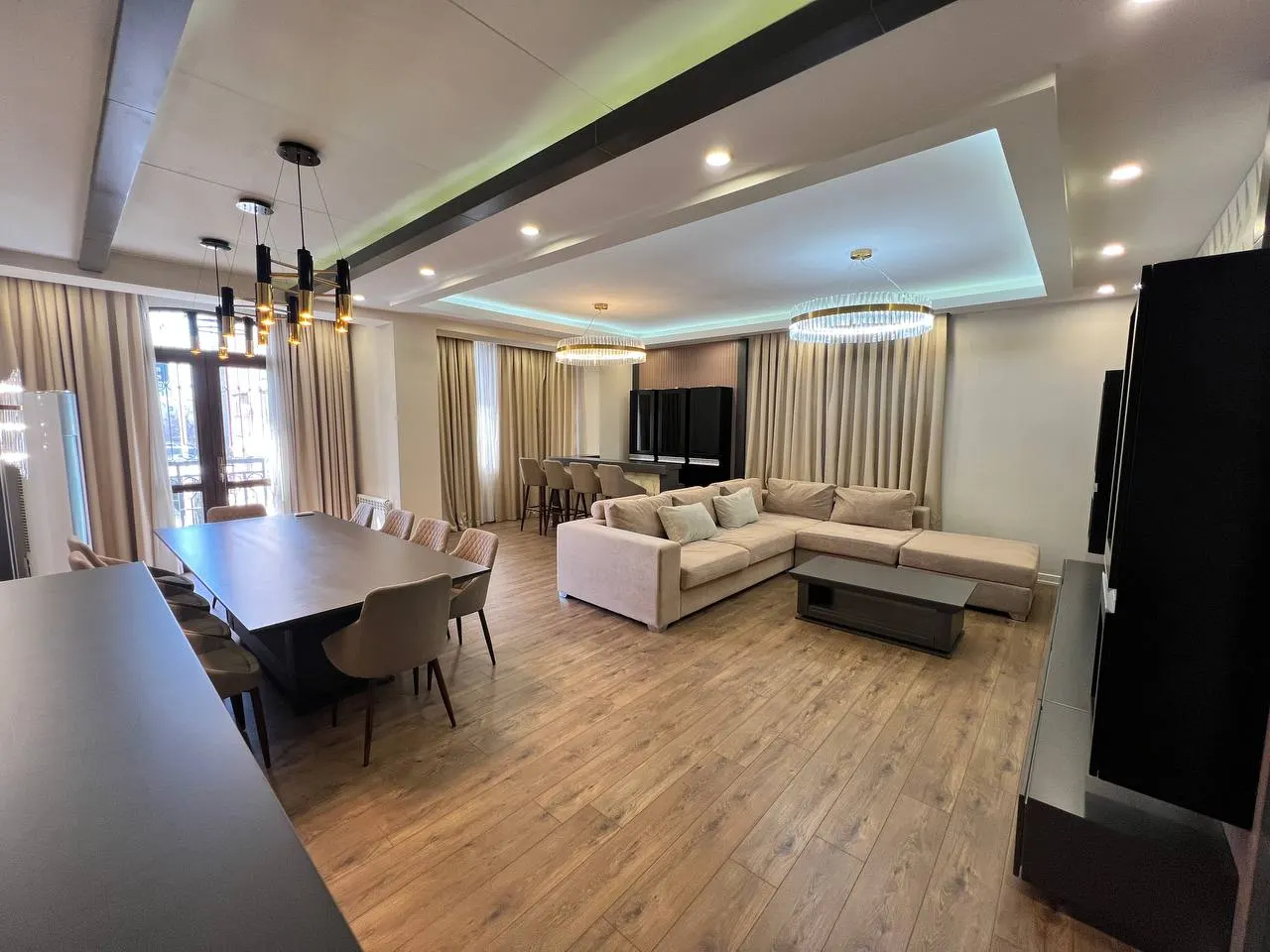 Ижарага берилади 2 хонали квартира, 105 м², 6/10 қават — Мирзо Улуғбек тумани