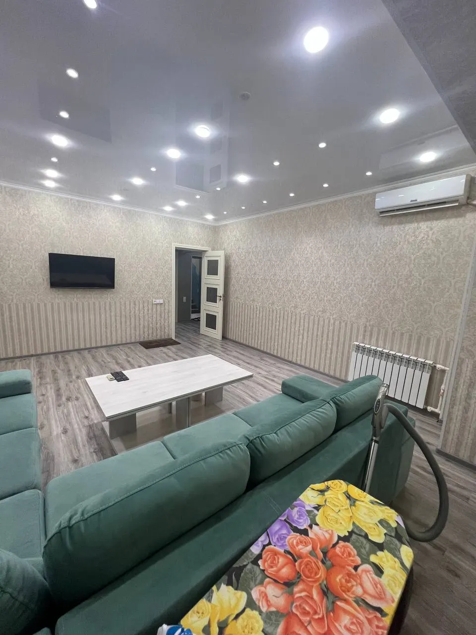 Продаётся 3-комнатная квартира, 72 м², 3/9 этаж — Мирабадский район